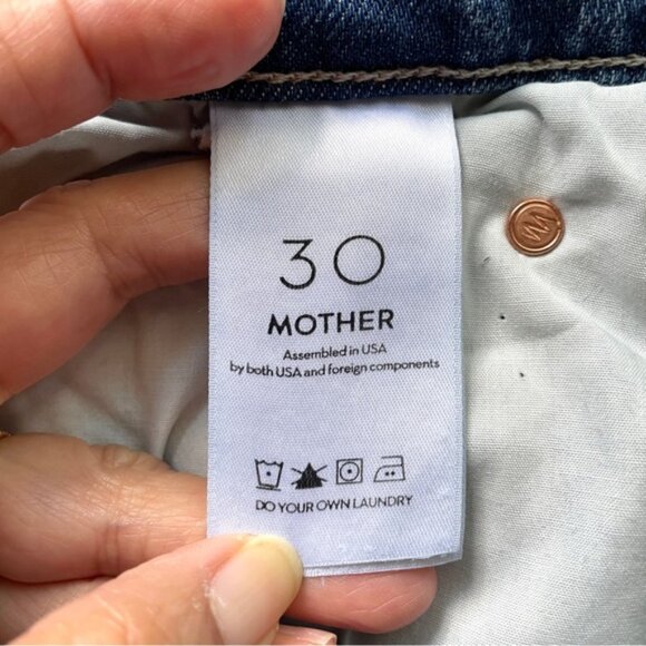 Mother Superior The Flirt Fray Cold Feet Jeans - 30" - Picture 8 of 13